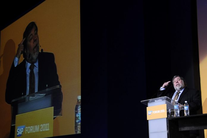 Steve Wozniak en el SAP Forum 2011 México