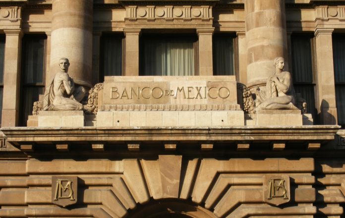 Banxico clama por una política fiscal responsable. Revista Fortuna