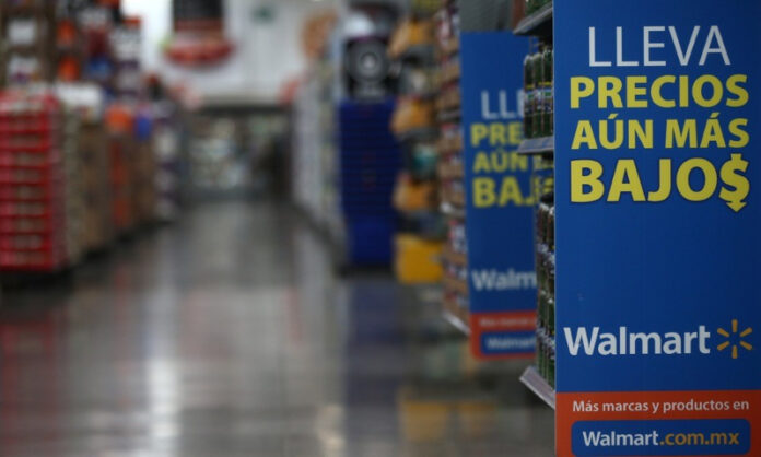 Cofece confirma juicio contra Walmart.