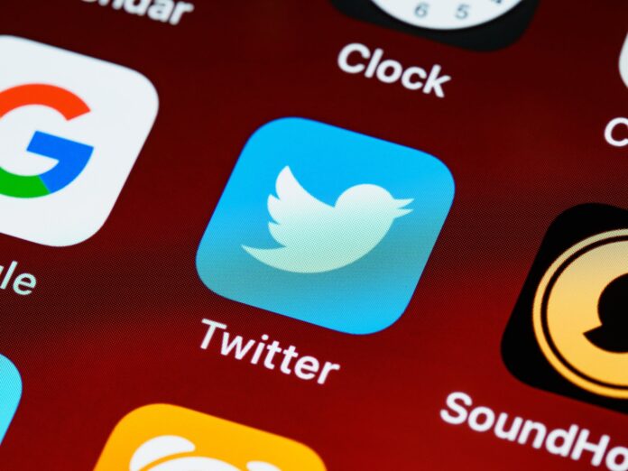 Autoridades deberán responder peticiones por Twitter