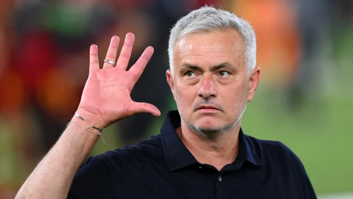 ¿Viene Mourinho a dirigir al TRI? 