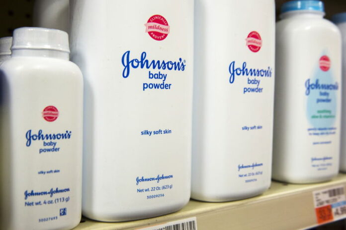 Johnson & Johnson pagará 700 millones de dólares como parte de un acuerdo provisional para cerrar una investigación de más de 40 estados