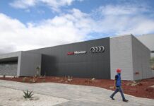 Los trabajadores sindicalizados de Audi México se declararon en huelga hoy tras no llegar a un acuerdo con el fabricante de automóviles