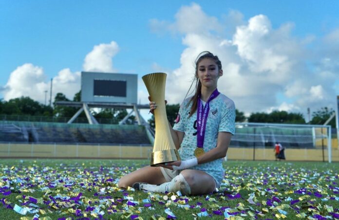 Tatiana Flores llega a reforzar a Tigres Femenil. / Foto: Tatiana Flores.