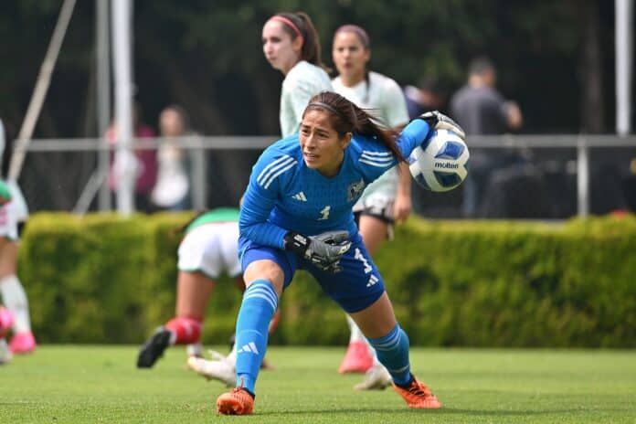 Cecilia Santiago no irá a la Copa Oro; su lugar quedó cubierto por Pamela Tajonar. / Foto: Selección Mexicana