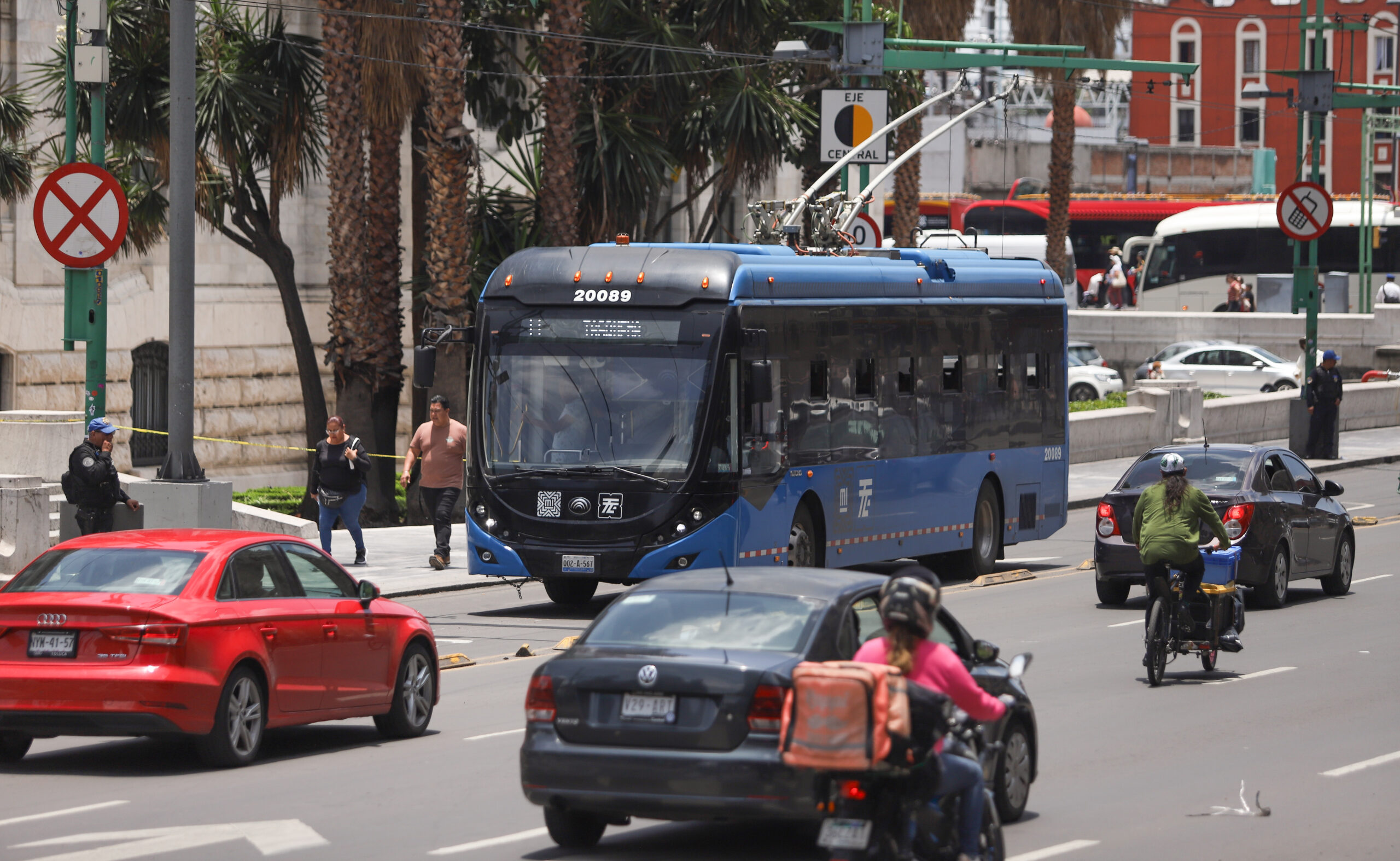 Trolebus Nueva Generación diseñado especialmente para México.