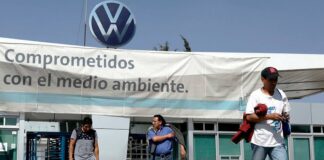 Gobierno de EU presenta queja contra Volkswagen Puebla por violar derechos laborales