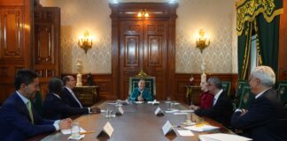 La presidenta Claudia Sheinbaum sostuvo una reunión este miércoles en Palacio Nacional con líderes de BlackRock y Global Infrastructure Partners