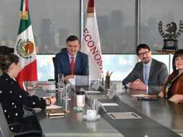 El secretario de Economía, Marcelo Ebrard, aseguró que pronto habrá buenas noticias para la industria audiovisual mexicana,