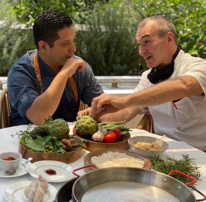 Chef Pablo San Román: Maestro de la cocina vasca y mentor de talentos en Ajoblanco