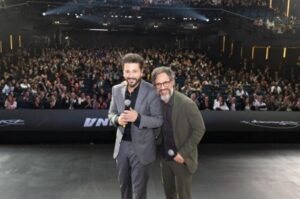 Diego Luna y Gael García Bernal, protagonizan la nueva serie de drama La Máquina